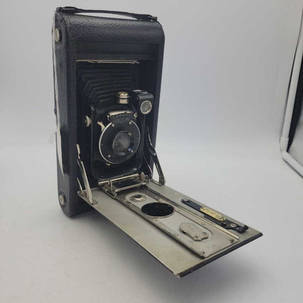 W. Butcher and Sons Carbine Camera (BUI)