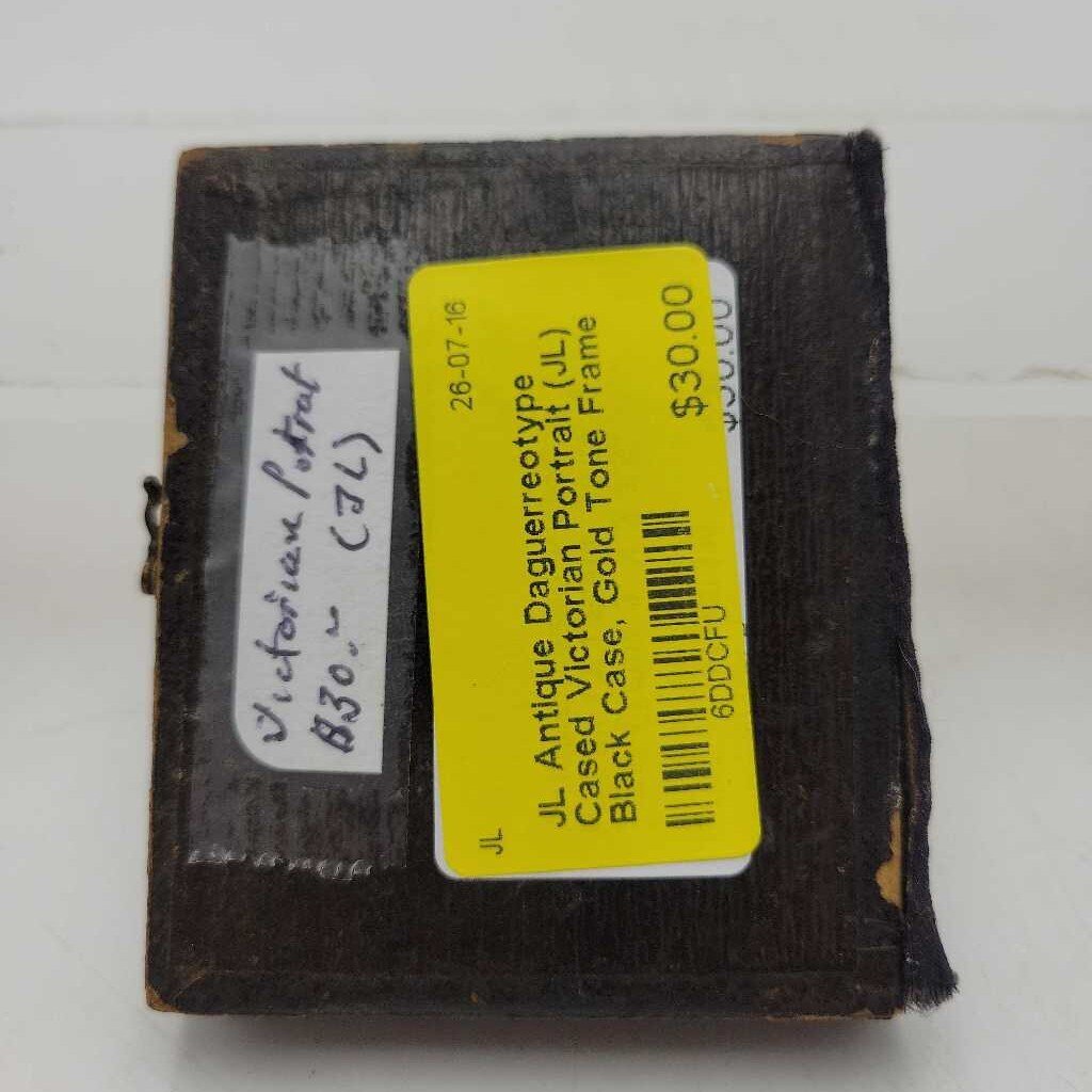 Antique Daguerreotype Cased Victorian Portrait (JL)