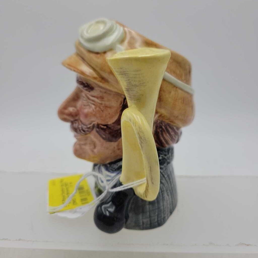 Royal Doulton toby Mug " Veteran Motorist D6637 (DMG) 1336