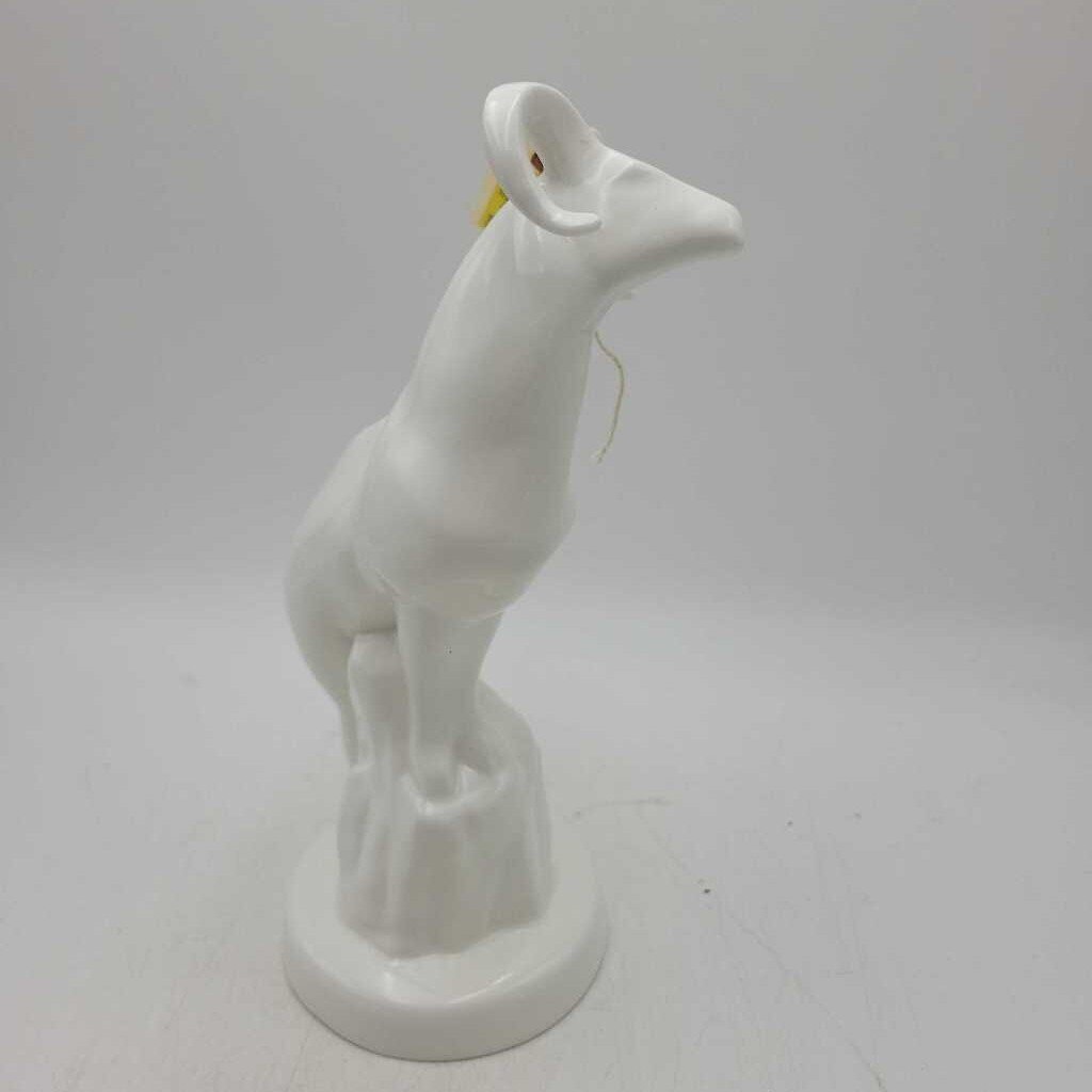 Royal Doulton " Capricorn" HN3523 (JAS)