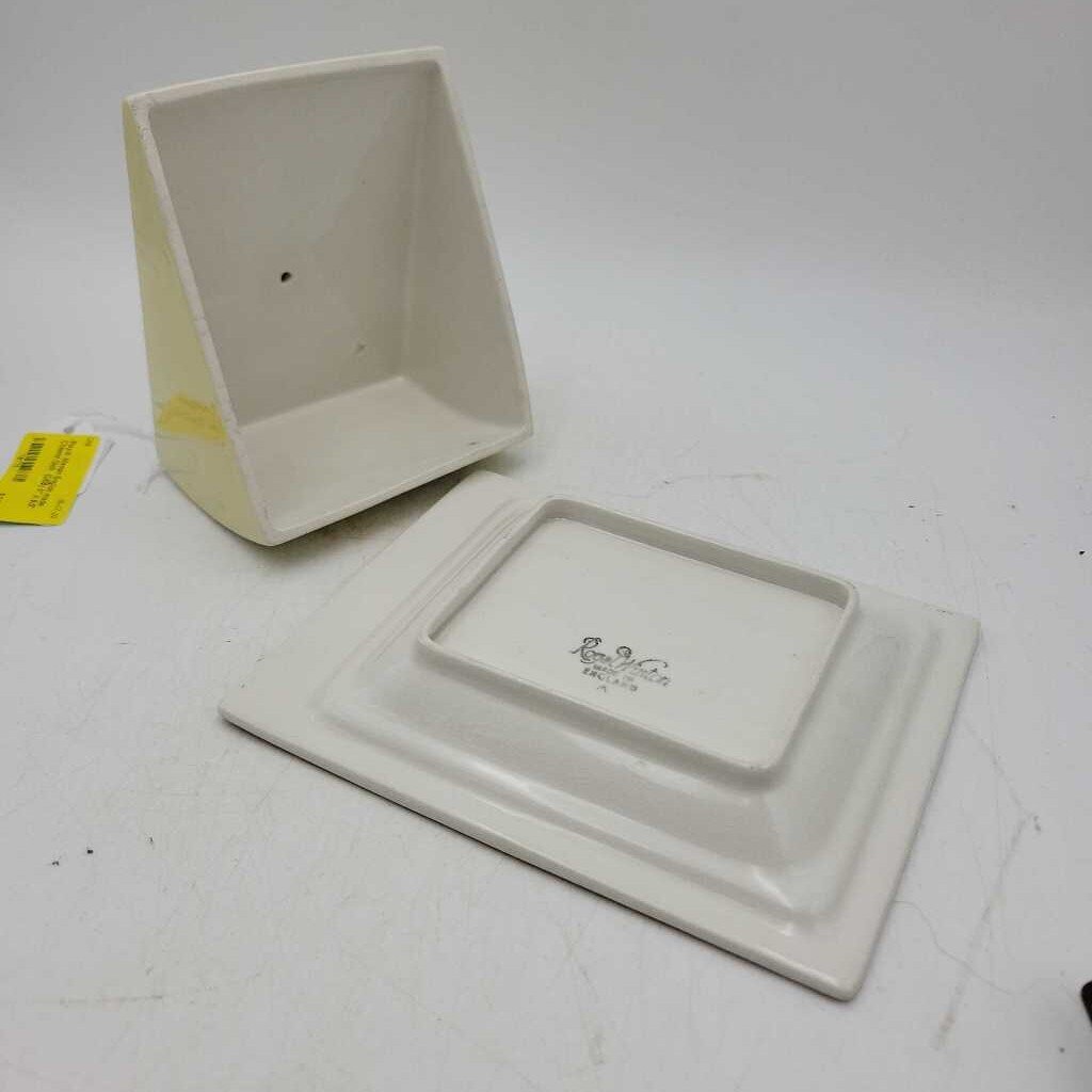 Royal Winton English made Cheese Dish (DEB)