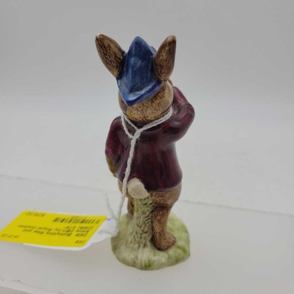 Bunnykins Rise and Shine DB11 by Royal Doulton figure (DEB)