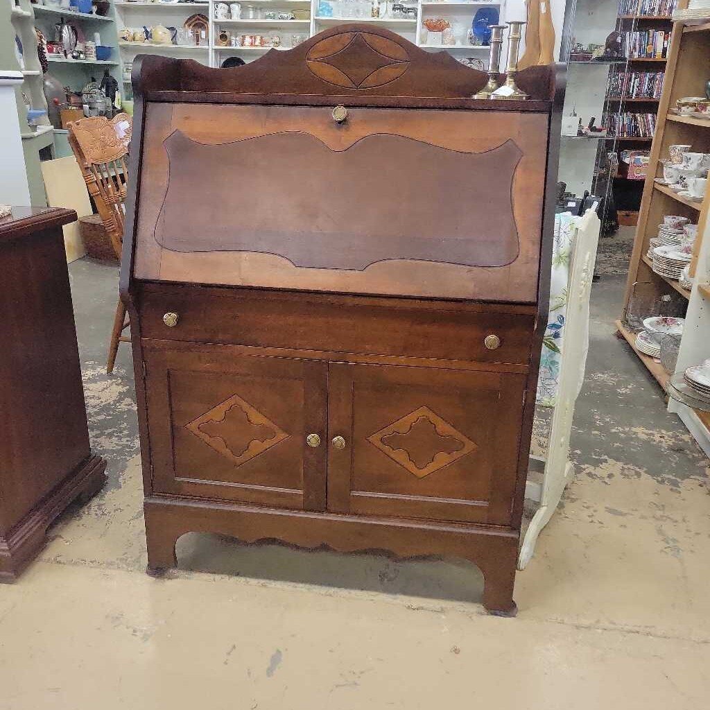 Antique Drop Front Desk w/Drawer (YVO) (607)