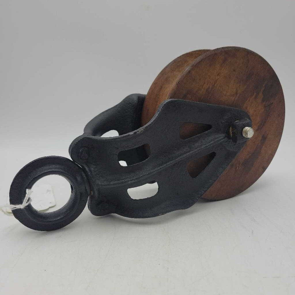 Antique Wood Pulley (GEC)