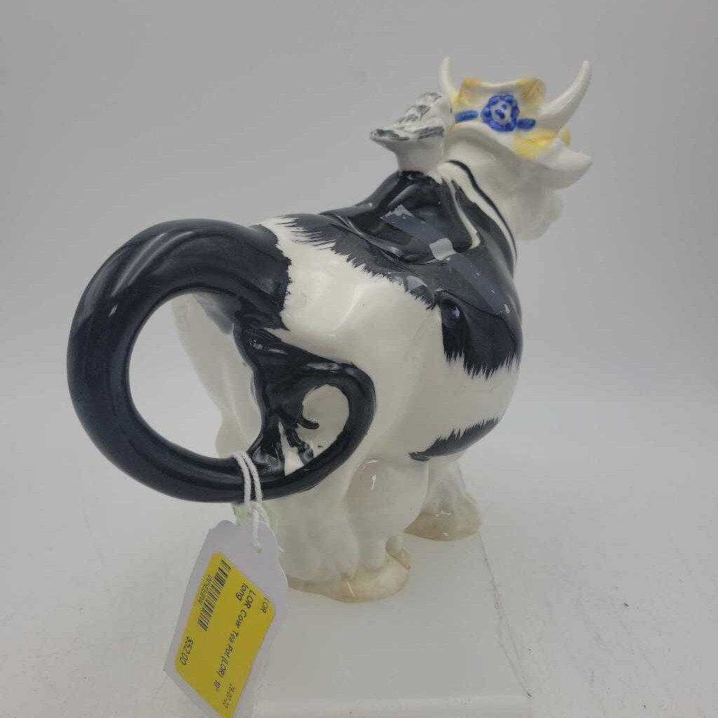 Cow Tea Pot (LOR)