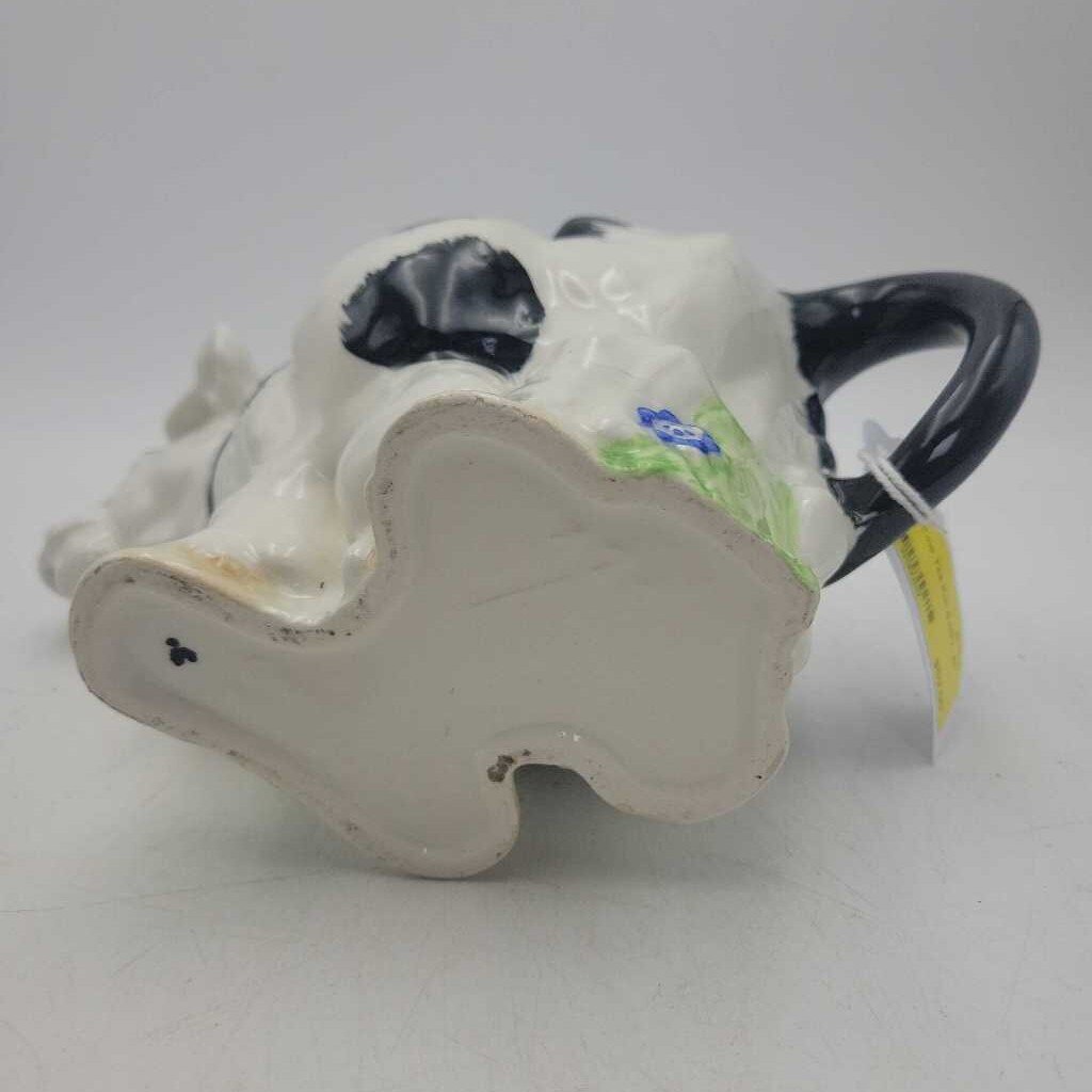 Cow Tea Pot (LOR)