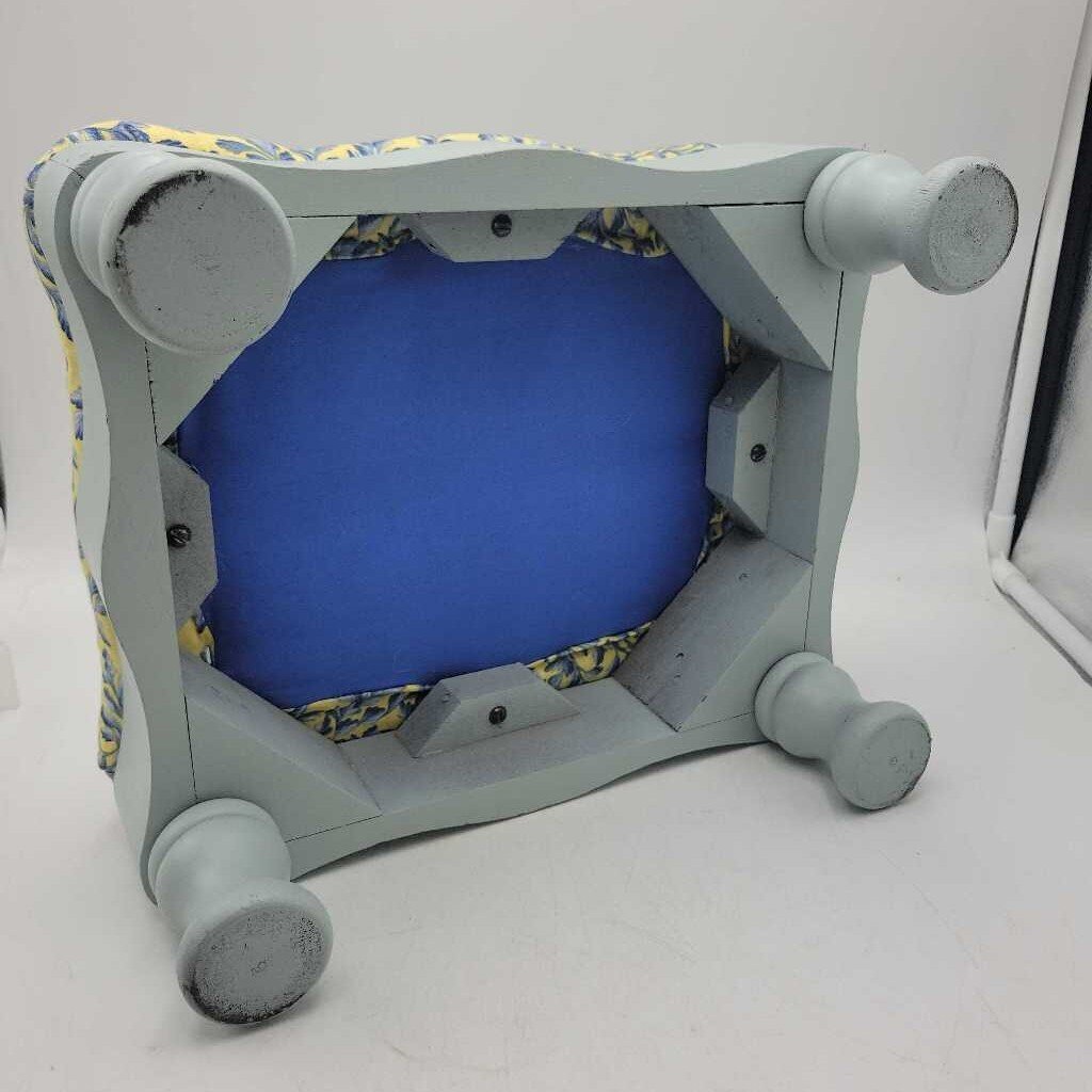 Blue and yellow footstool (P4P)