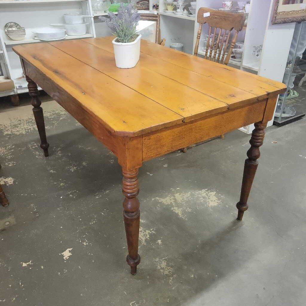 Rustic Pine Harvest Table 54" Long (YVO) (607)