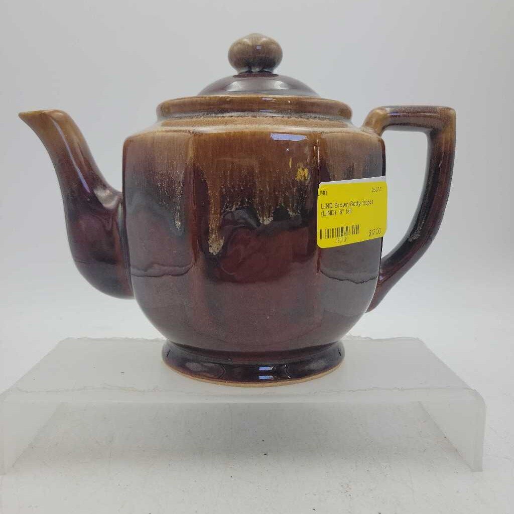 Brown Betty teapot (LIND)