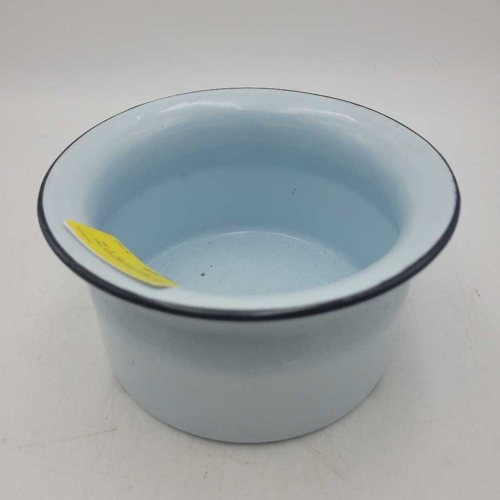 Small Enamelware Pot (YVO) (607)