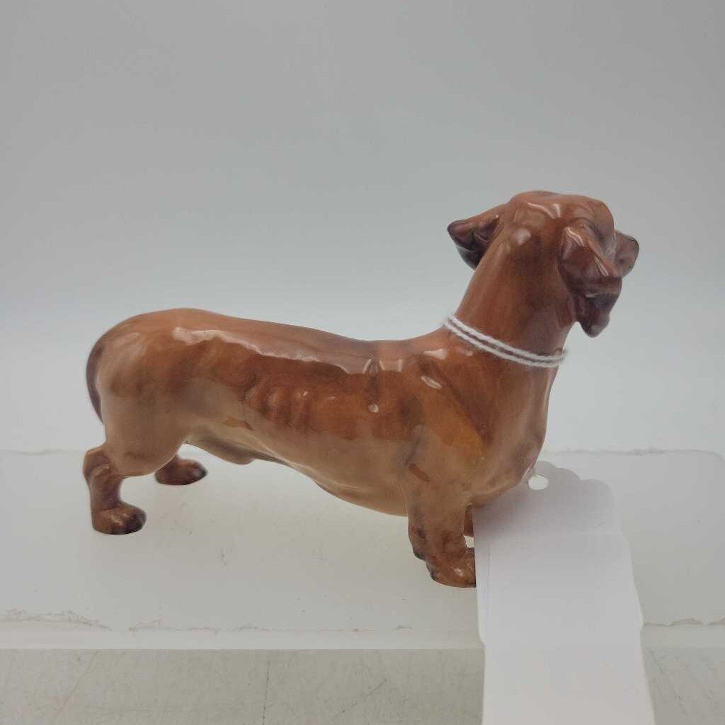 Royal Doulton - Dachshund Dog HN1141 (DEB)