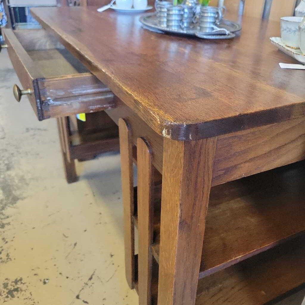 Art's and Craft's desk (NS) 329