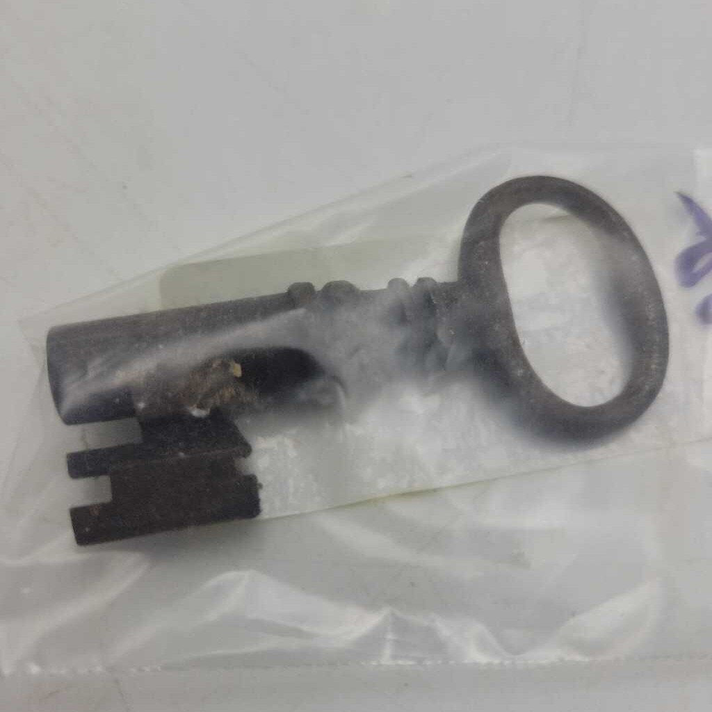 Skeleton Key cabinet key (JAS)