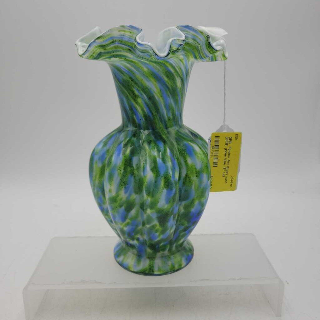 Fenton Art Glass vase (DEB)