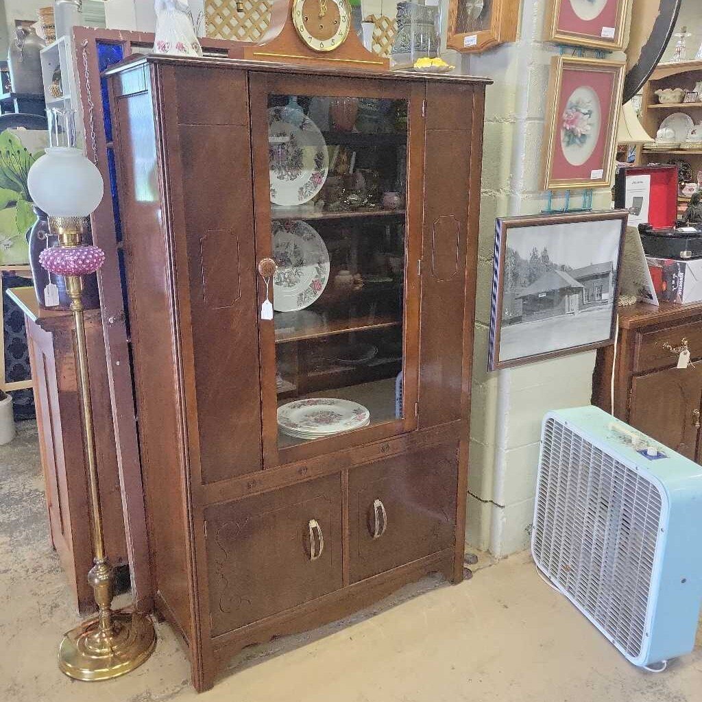 Circa 1920's-30's Cabinet (YVO) (607)