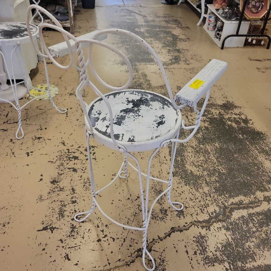 Metal Stool chair (RB)