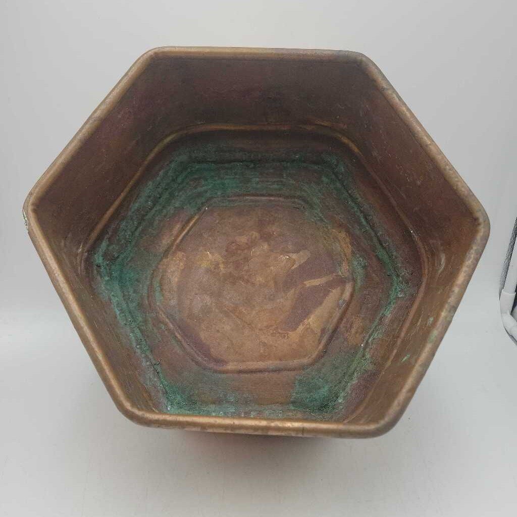 Large Hexagon Copper Planter (0000) (MCOL)