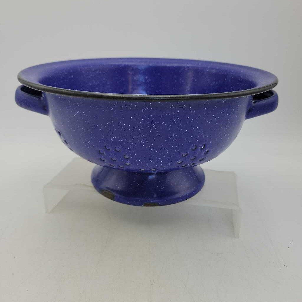 Vintage enamal colander (WR)