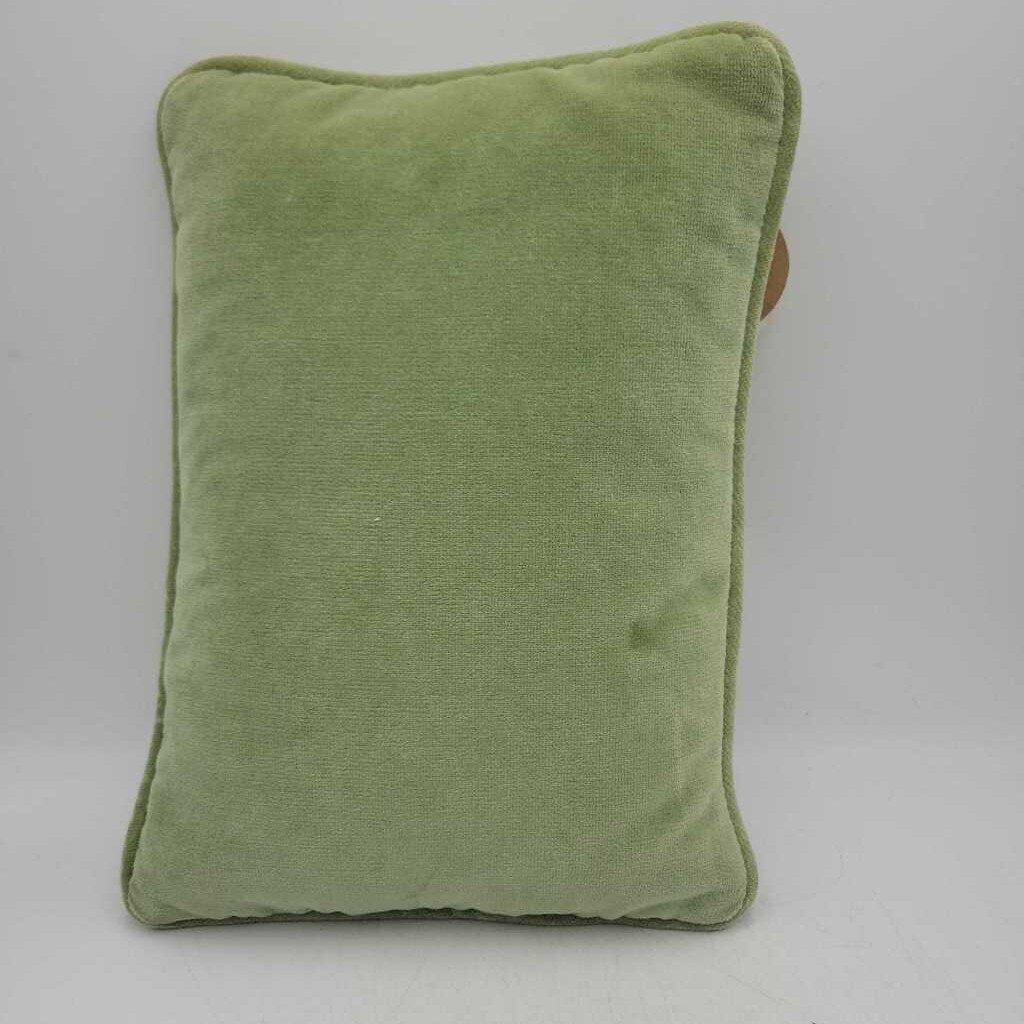 Vintage Needle point pillow (UR)