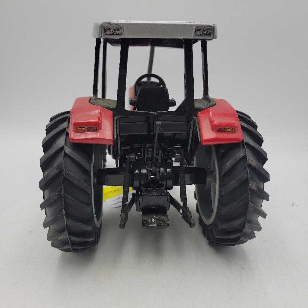 Massey Ferguson 4225 Ertl Tractor (RAE)