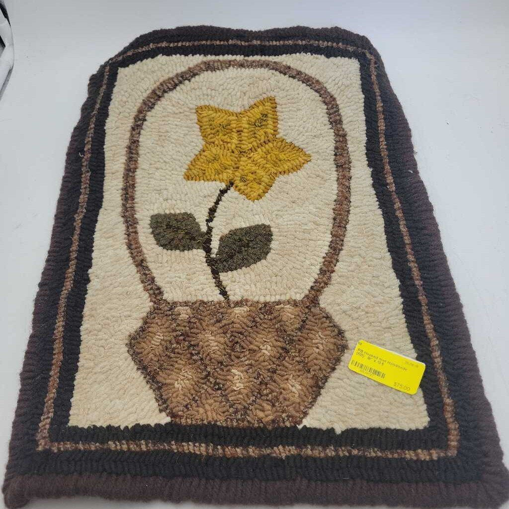 Hooked mat Handmade (RB)