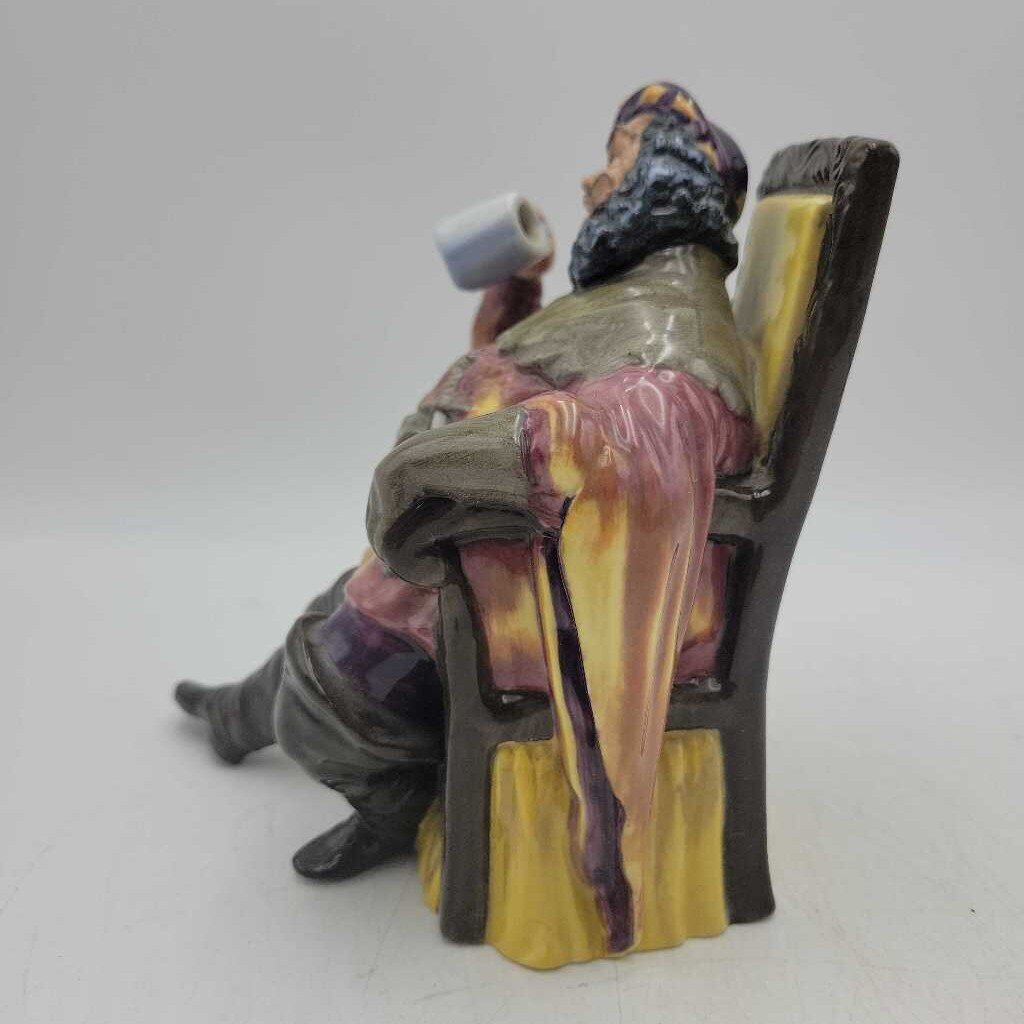 Royal Doulton "The Foaming Quart " HN 2162 Figurine (YVO) 408