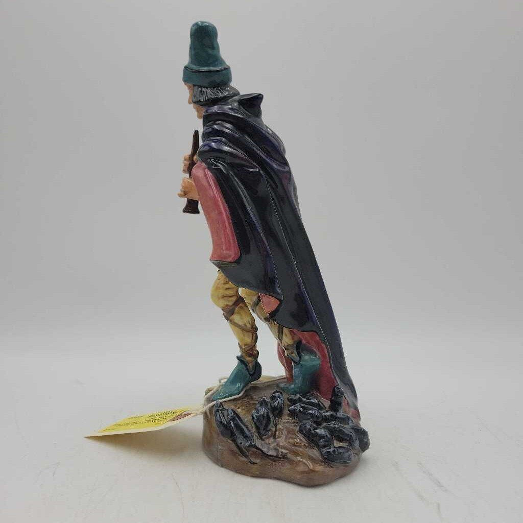 Royal Doulton Figurine "The Pied Piper " HN2102 (YVO) 608