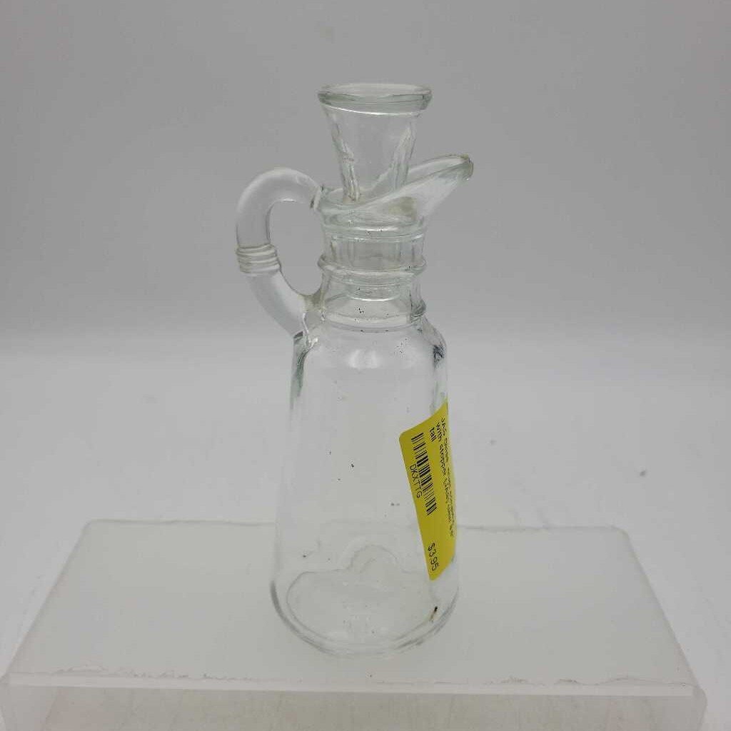 Glass cruet complete with stopper (JAS)