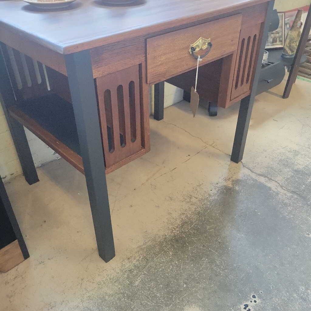 HB Art Deco Desk