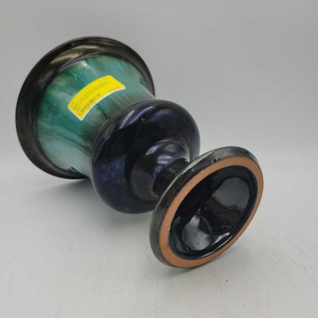 BMP Like Green Pedestalled Planter Vase (JG44)
