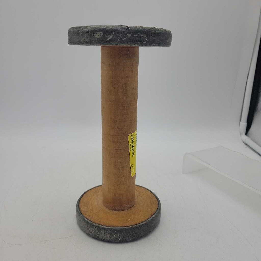 Large Wooden Spindle (YVO) (608)