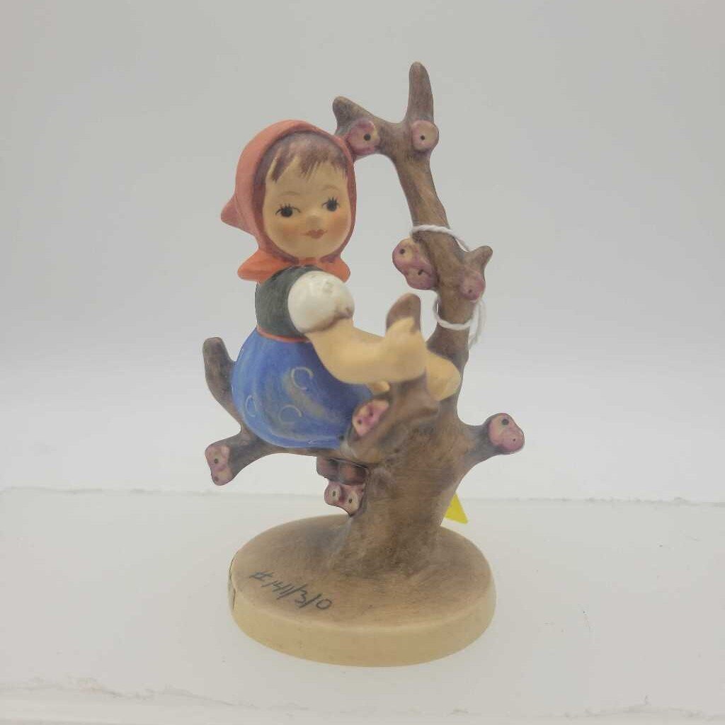 Hummel "Apple tree Girl" #143 (DEB)