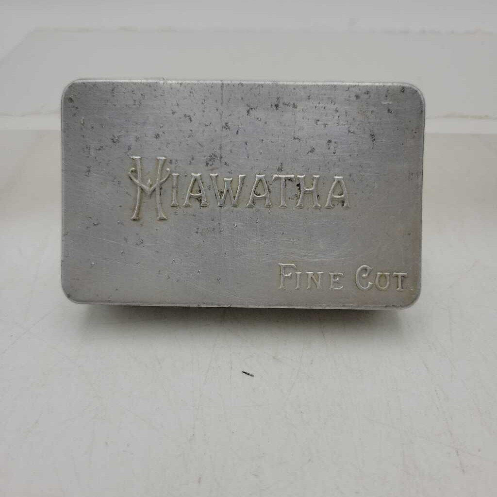 Hiawatha Fine Cut Tobacco Tin (JAS)