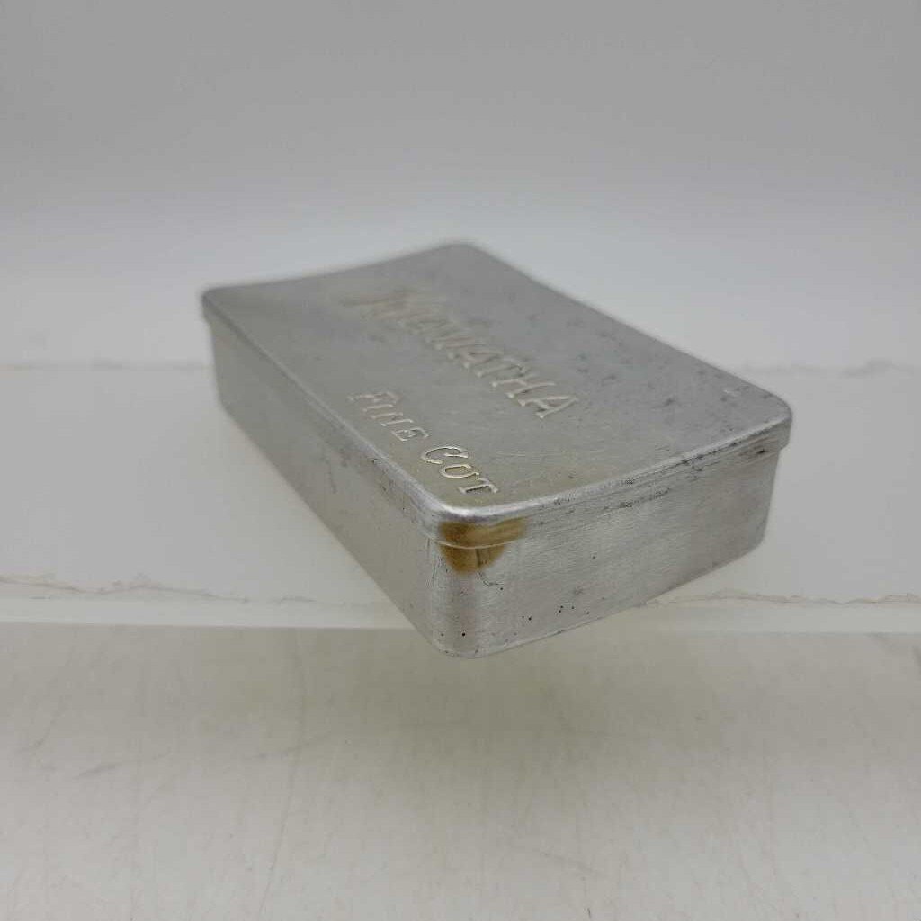 Hiawatha Fine Cut Tobacco Tin (JAS)