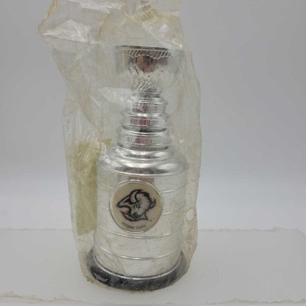Labatt's Stanley Cup Buffalo Sabres (JAS) Sealed