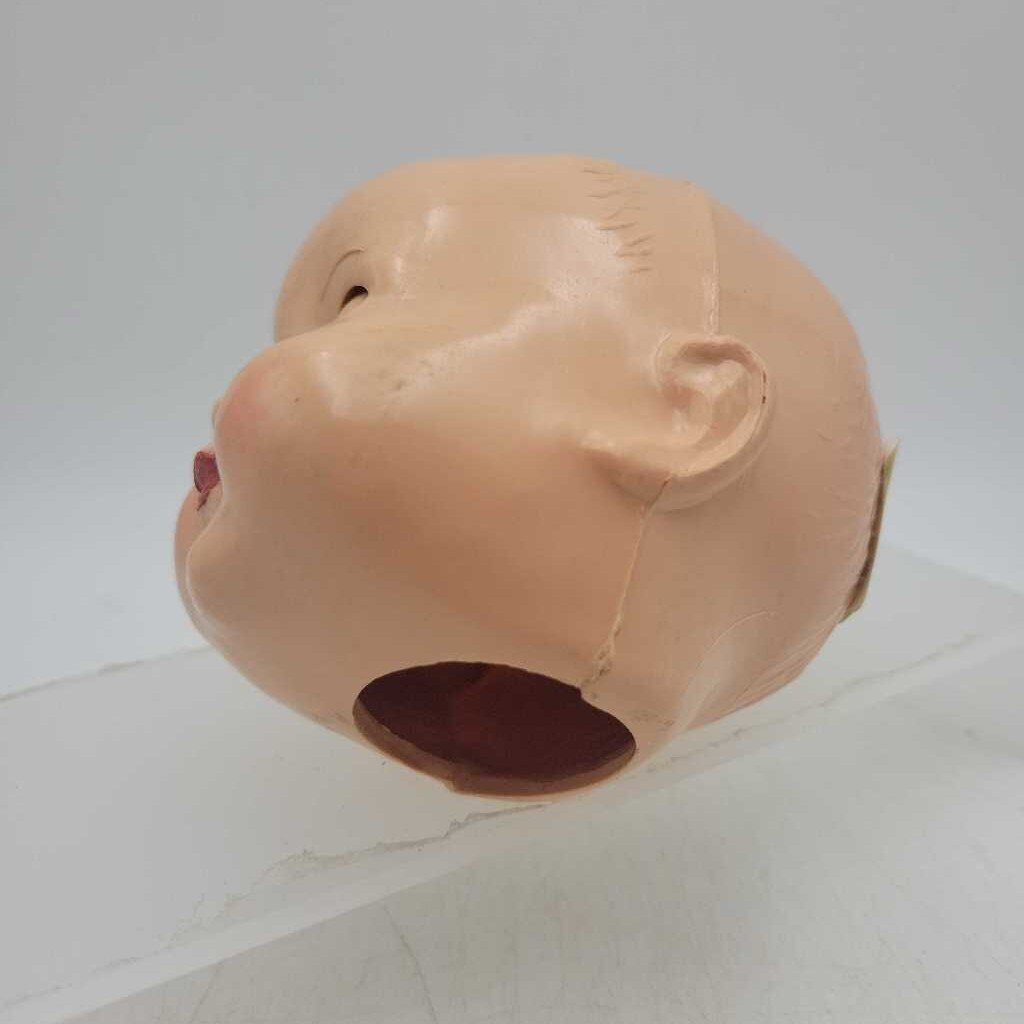 Doll Head (US2)