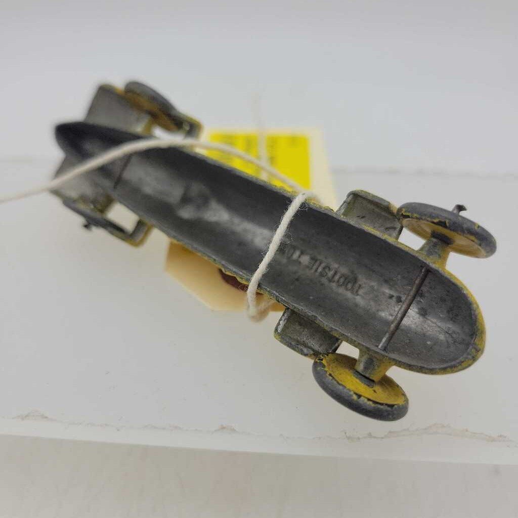 1932 Tootsietoy Car from the Speedway set (YVO)