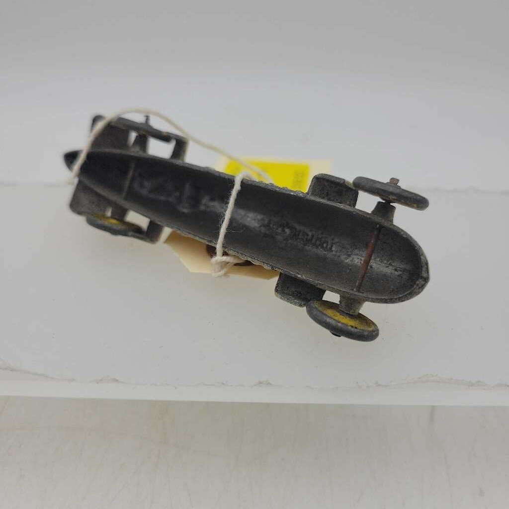 1932 Tootsietoy Car from the Speedway set (YVO)