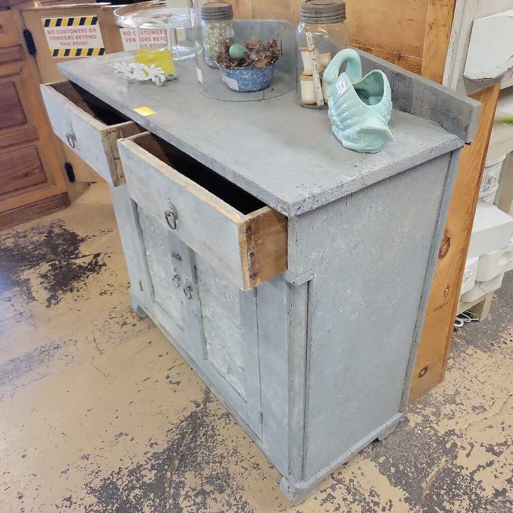 Cabinet from Quebec (RB)