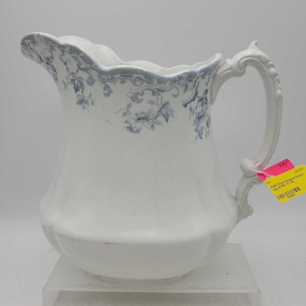 Oxford England Pitcher Jug (KAR)