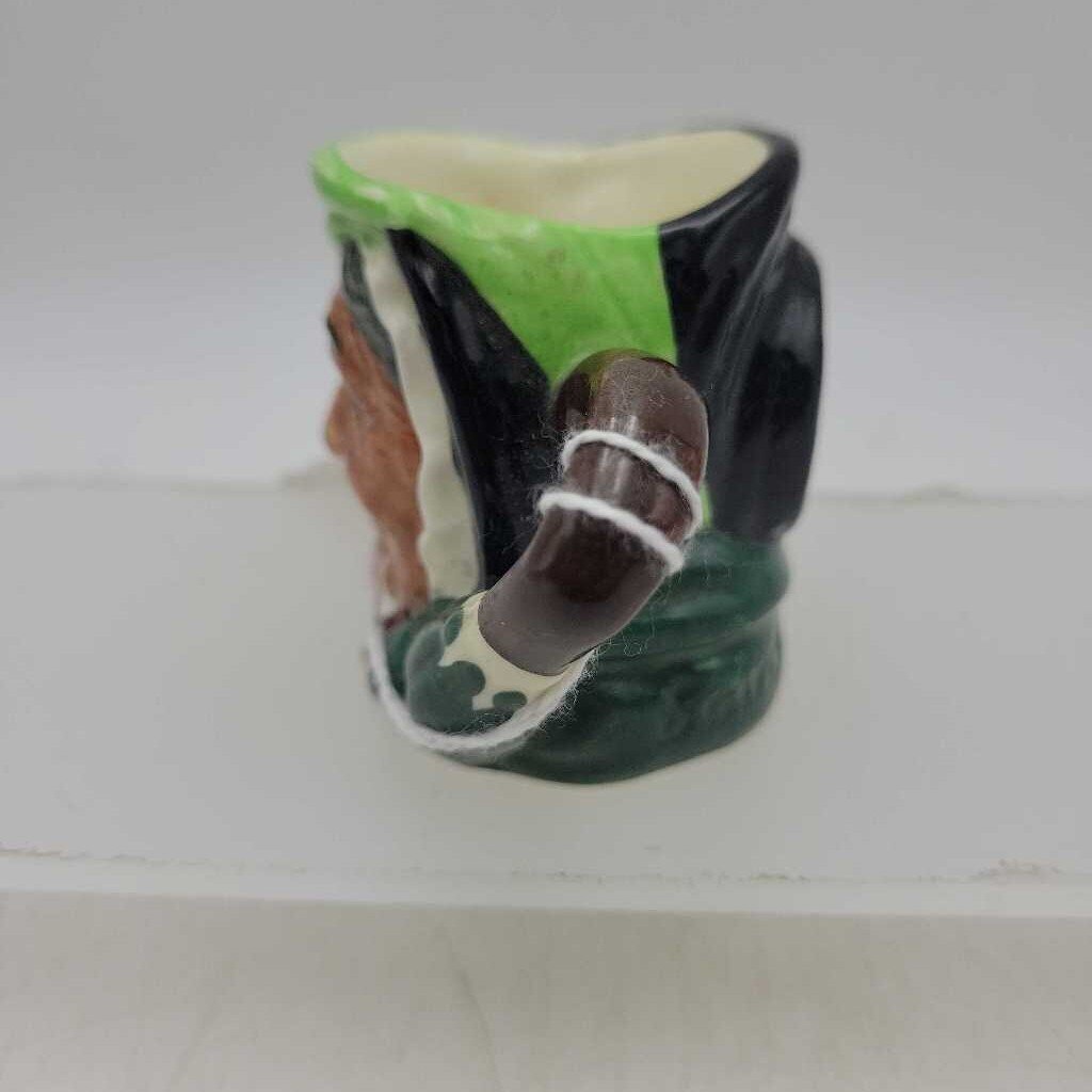 Royal Doulton Toby Mug Sairey Gump(JAS) D6045