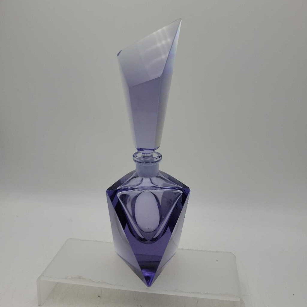 Vintage Boho Lavender Blue Crystal Perfume Bottle (YVO) (608)