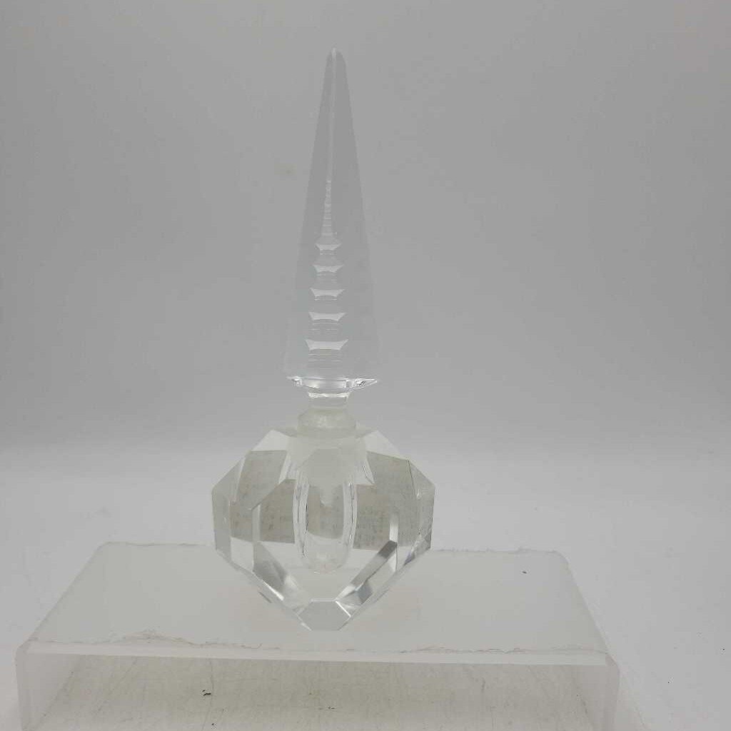 Vintage HAND Cut Crystal Pagoda Obelisk Perfume Bottle (YVO) (608)