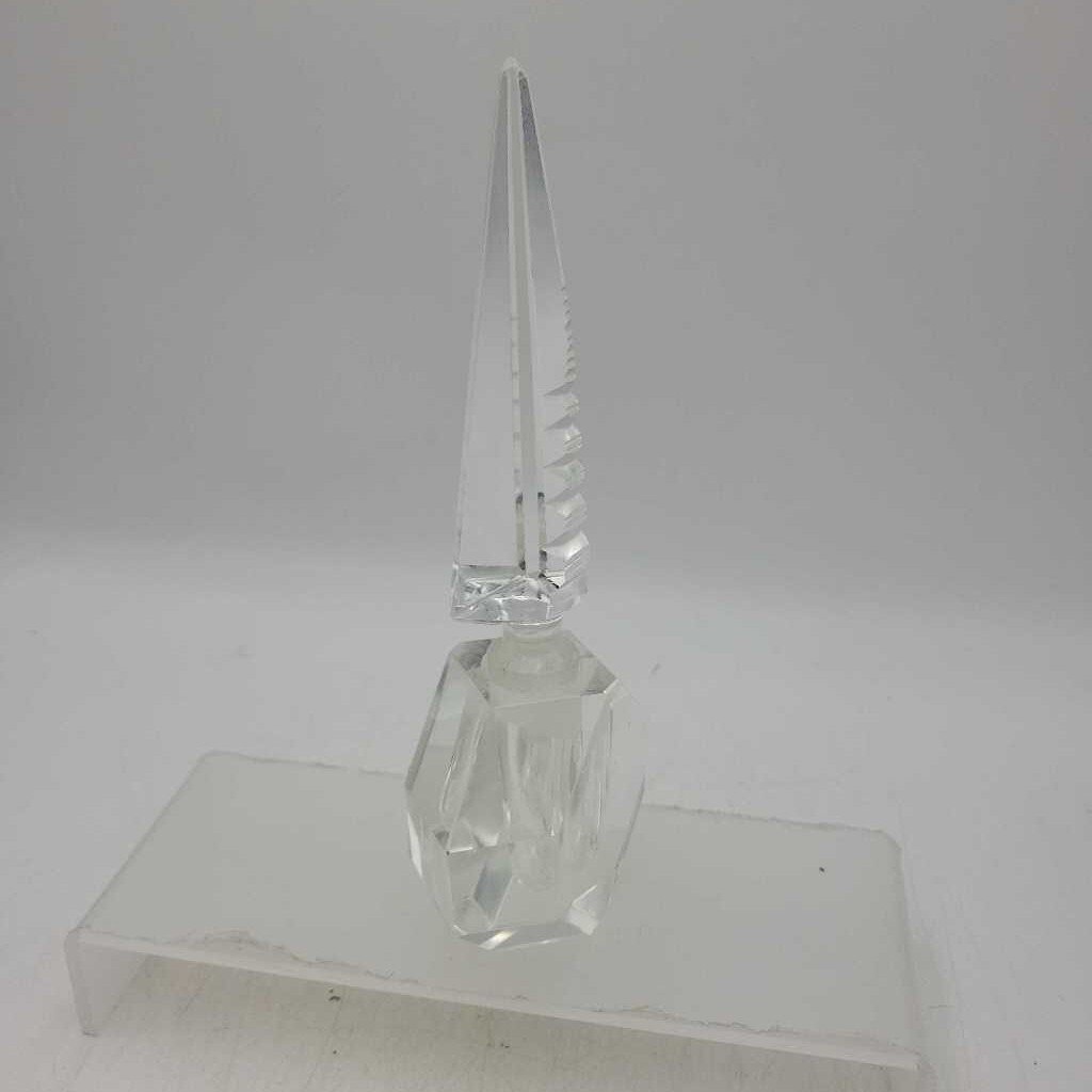 Vintage HAND Cut Crystal Pagoda Obelisk Perfume Bottle (YVO) (608)