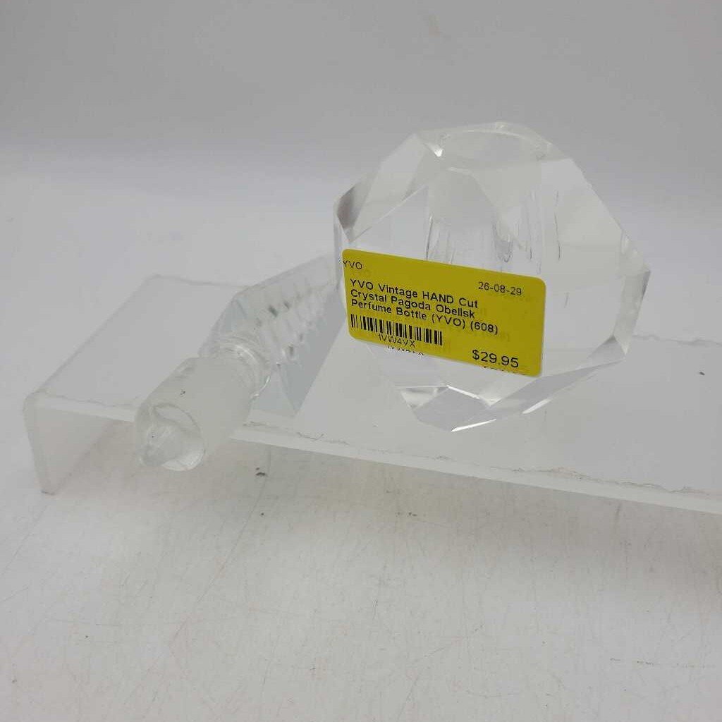 Vintage HAND Cut Crystal Pagoda Obelisk Perfume Bottle (YVO) (608)