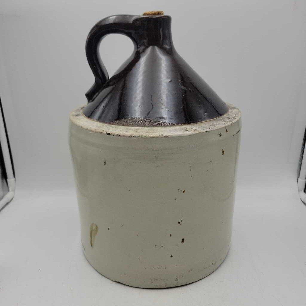 2 gallon Toronto pottery Co. Jug (JAS)