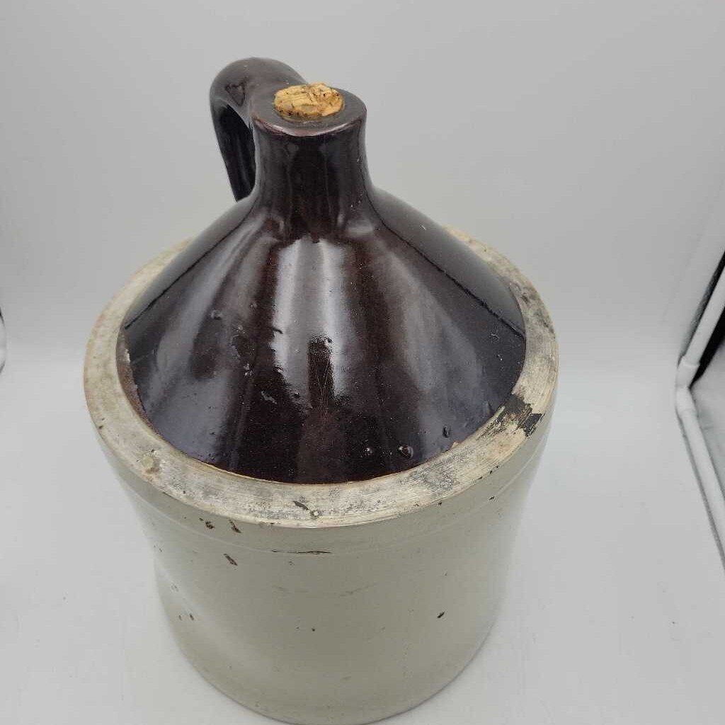 2 gallon Toronto pottery Co. Jug (JAS)