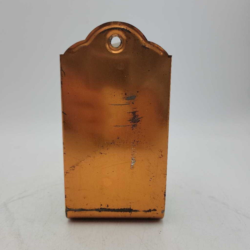 Metal wall match holder keeper (US2)