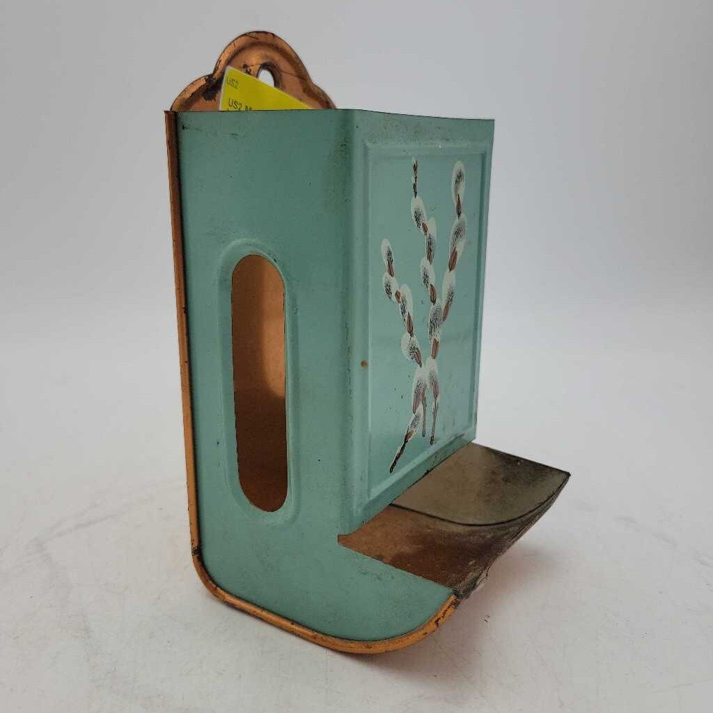 Metal wall match holder keeper (US2)