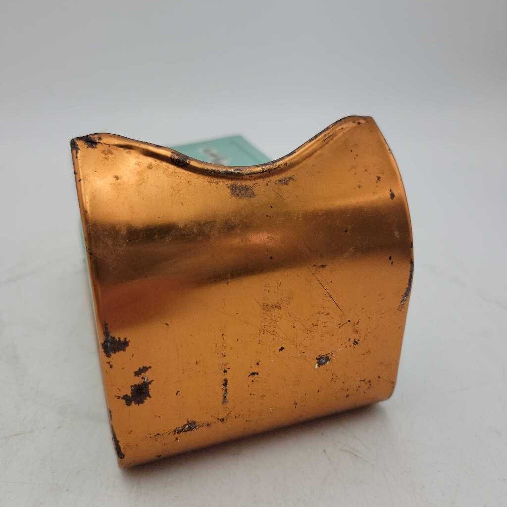 Metal wall match holder keeper (US2)